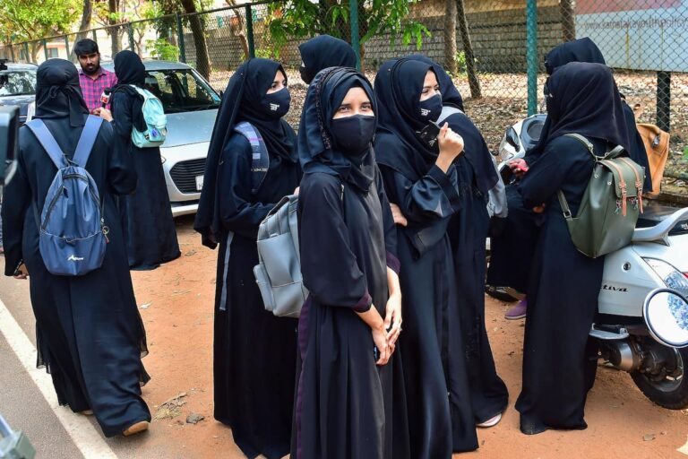 Hijab Controversy Unfolds In Hyderabad After A College Denies Entry For Exams. Hijab_clad_students