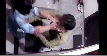 Women Attacked, After Offering Water To Stranger women attacked