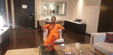 Alleged Fraudsters Exploit RSS Affiliation to Cheat Mumbai Businessman preetinath swamy leading lavish lifestyle2