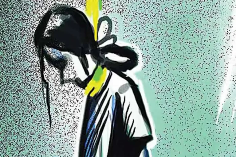 Man Shoots On Phone While Wife Hangs Herself in Mehdipatnam mehdipatnam suicide