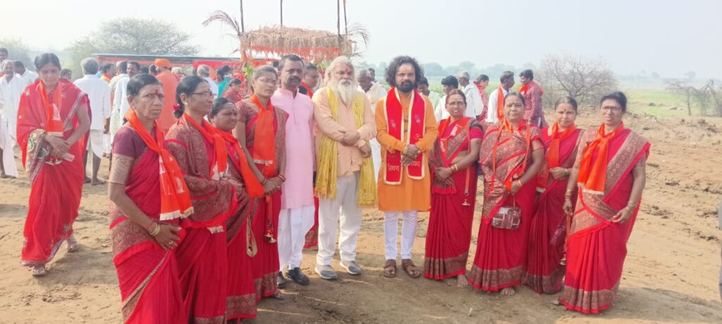 Shankar Baba Conferred Mahamandaleshwar Shakaranand Saraswathi Title At Basar 3 hindu jodo yatra